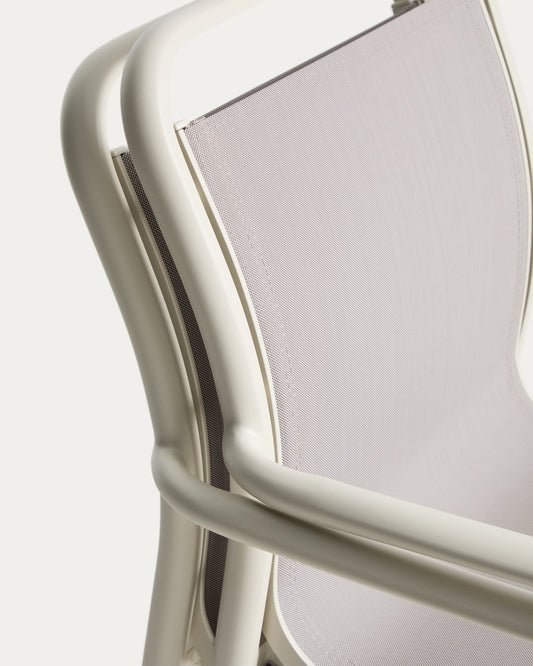 Set de taula extensible Brela d’alumini cru i 6 cadires Luri d’alumini cru i texteline beix 205(287)x100 cm