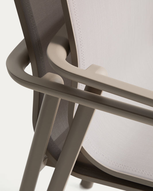 Set de taula extensible Brela d’alumini talp i 6 cadires apilables Canea d’alumini topo i texteline beix 205(287)x100 cm