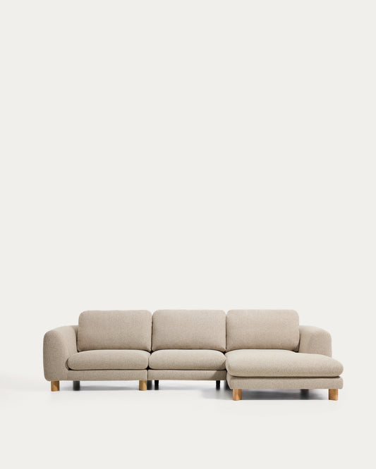 Sofà Vera 4 places amb chaise longue dreta beix amb potes de fusta massissa de freixe acabat natural 322 cm fsc mix credit