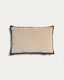 Funda de cojín Niroi 100% de algodón terciopelo beige con detalle cinta 40 x 60 cm