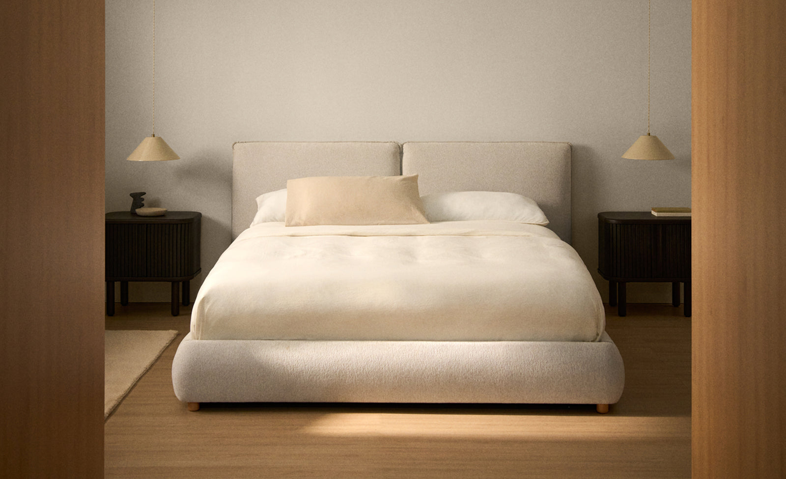 Cama Elerio en chenilla crudo para colchón de 160 x 200 cm